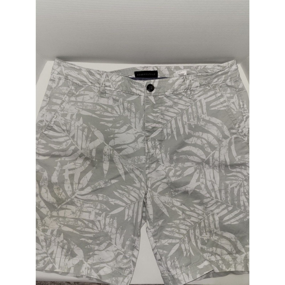 Men's Aeropostale Classic Stretch 36" Waist Shorts-Gray‎ & White - Preowned